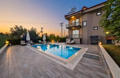 Villa Mango Shine , Ölüdeniz bölgesinde 8 kişilik merkezi konumda kiralık villa