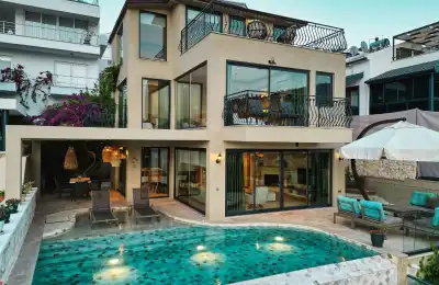 VİLLA LUXERA 4, Kalkan Kızıltaş bölgesinde merkezi konumda deniz manzaralı 6 kişilik kiralık villa 