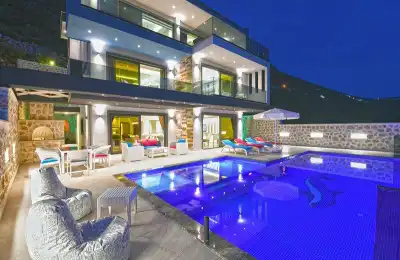 Villa Santiago, Kalkan Kördere bölgesinde 6 kişilik kiralık villa