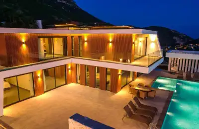 Villa Vellura, Kalkan Kördere bölgesinde 6 kişilik deniz manzaralı kiralık villa