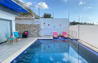 Villa Amara, Kalkan Kördere bölgesinde 2 kişilik kapalı havuzlu balayı villası