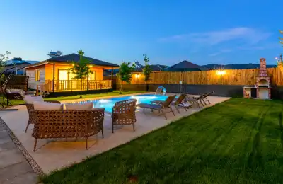 Fethiye Yanıklar'da Muhafazakar Tatil Villası