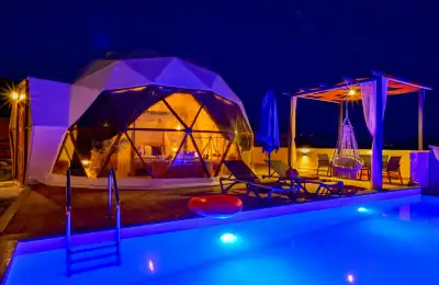 Dome Luxury 8