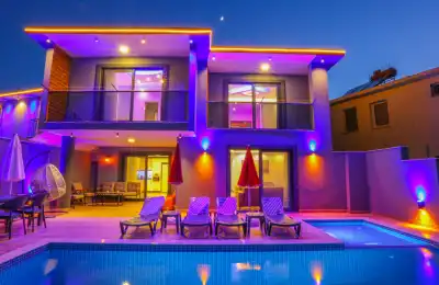 Villa Strato 2 , Kaş Bayındır Bölgesinde doğa içinde 8 kişilik kiralık villa