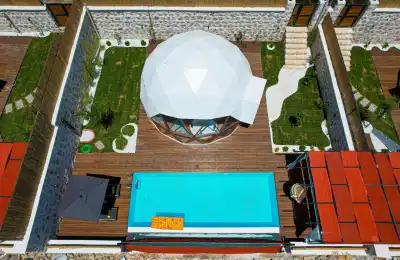 DOME LUXURY 2