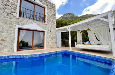 Villa Lysandra 12, Kalkan Akbel bölgesinde 6 kişilik deniz manzaralı villa