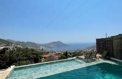 Villa Lysandra 9, Kalkan Akbel bölgesinde 8 kişilik deniz manzaralı villa