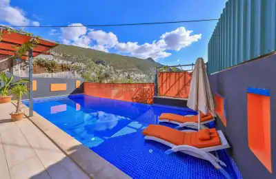 Kalkan'da Haftalık Kiralık Muhafazakar Balayı Villası