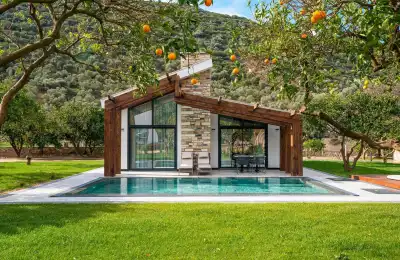 Villa Westside Superior 5