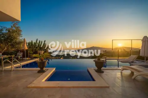 Fethiye Kiralık Villa Fiyatları 2025: Bütçenize Uygun Seçenekler Nasıl Bulunur?