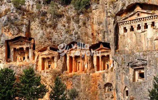 Fethiye Kral Mezarlarına Nasıl Gidilir?