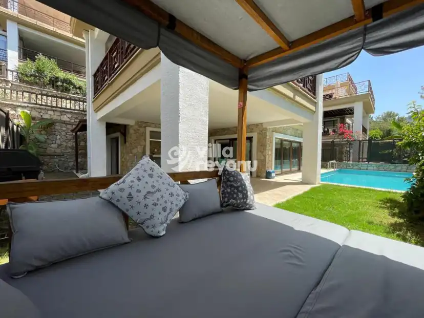 Villa-Biz-Villa-Ela-16_873_758.jpeg
