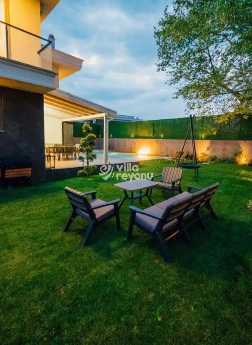 Villa-Deluxe-Mutlu-37_555.jpg