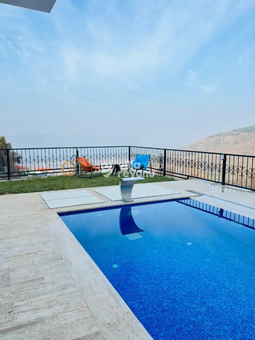 Villa-Enza-3_50.jpg