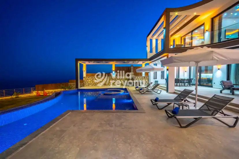 Villa-Kenan-Tatil-Location-Deniz-Manzarali-Villa-91_659.jpg