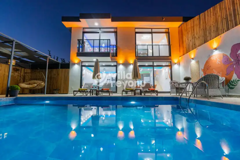 muhafazakar-jakuzili-tatil-villasi-lilium-2_545_914.jpg