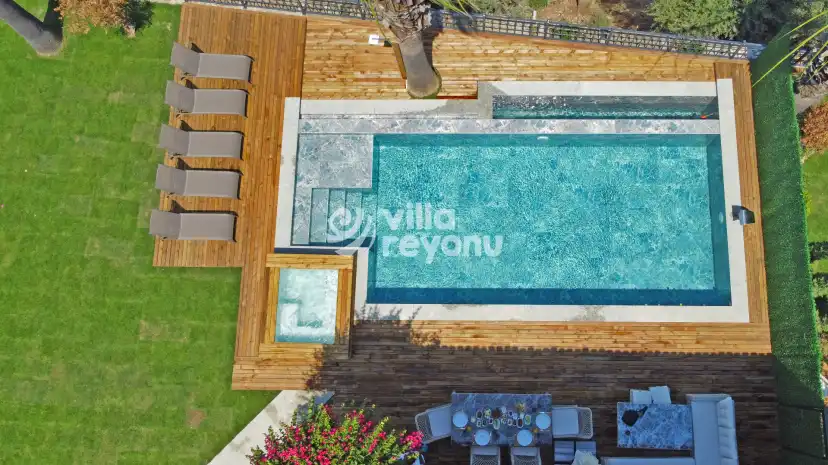 villa-1-tepeden-havuz_554.jpg