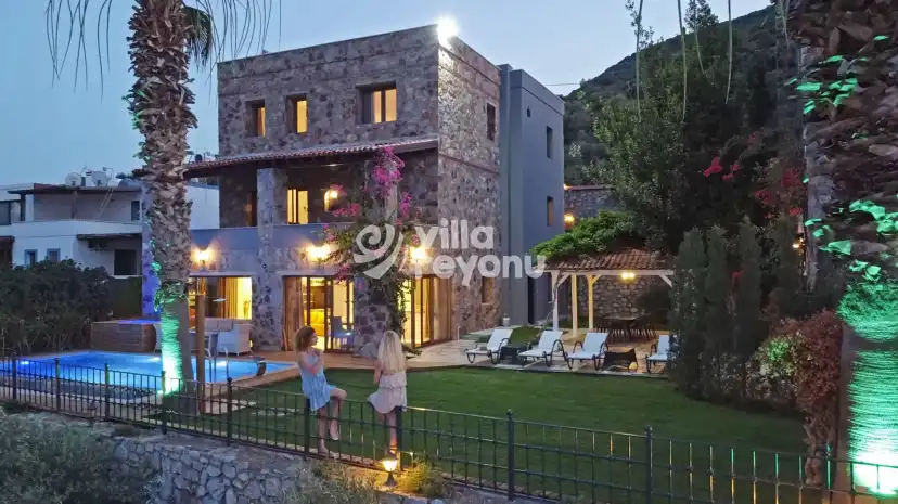 villa-2-genel-havadan-gece_576.jpg