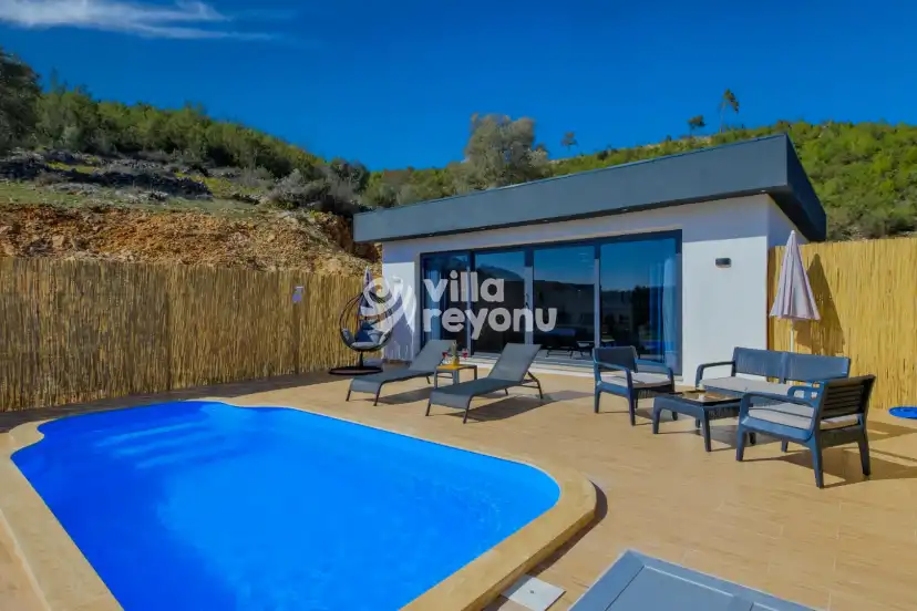 villa-apiko-30_594_375.jpg