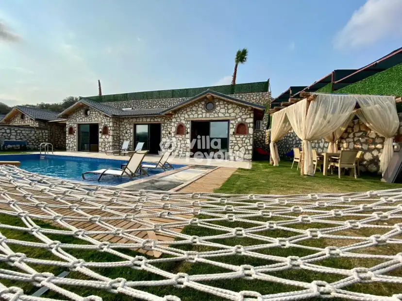 villa-carino-5-14_628.jpeg