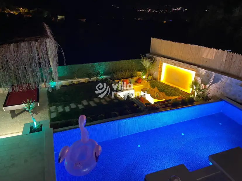 villa-casa-perla-1_868.jpeg