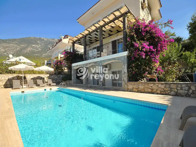 villa-gurgen-2-fethiye-kiralik-villa-26_295.jpeg