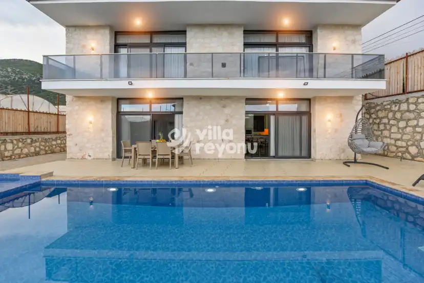 villa-vester-20_472.jpeg