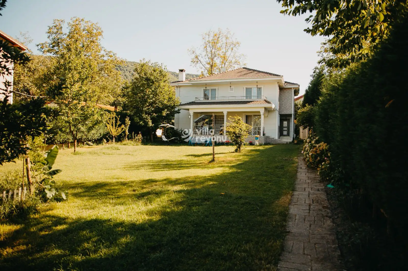 Villa Astralis