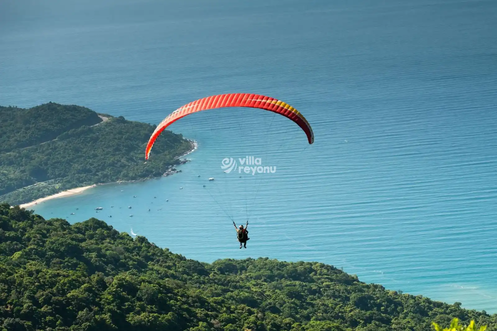 fethiye yamaç paraşütü yapan adam