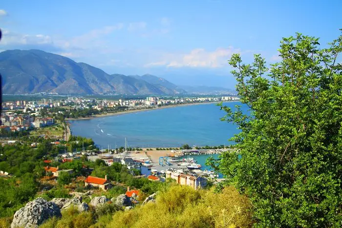Finike Sehir Manzarasi