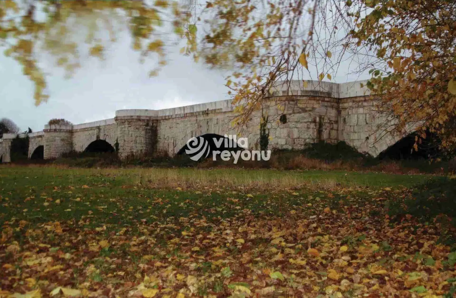 sonbaharda Sapanca ve justinianus köprüsü