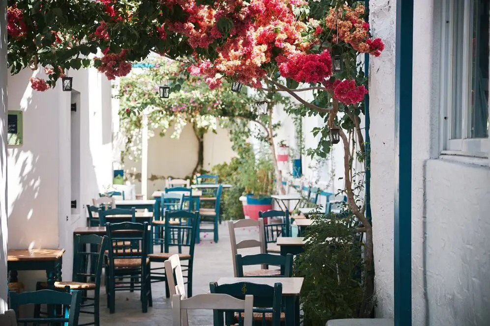 Antalya sokakarası Kafe