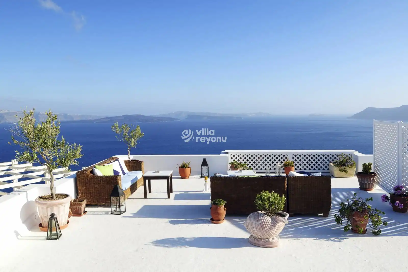 kalkanda deniz manzarlı bir villa