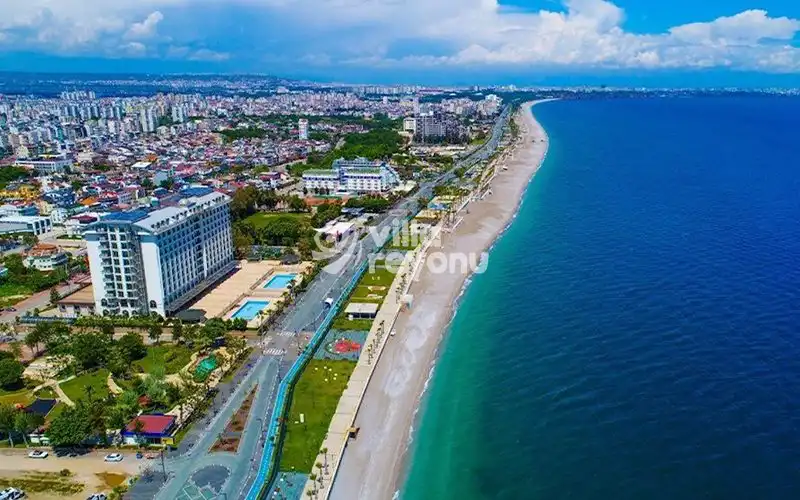 Konyaalti Plajının Havadan Görüntüsü