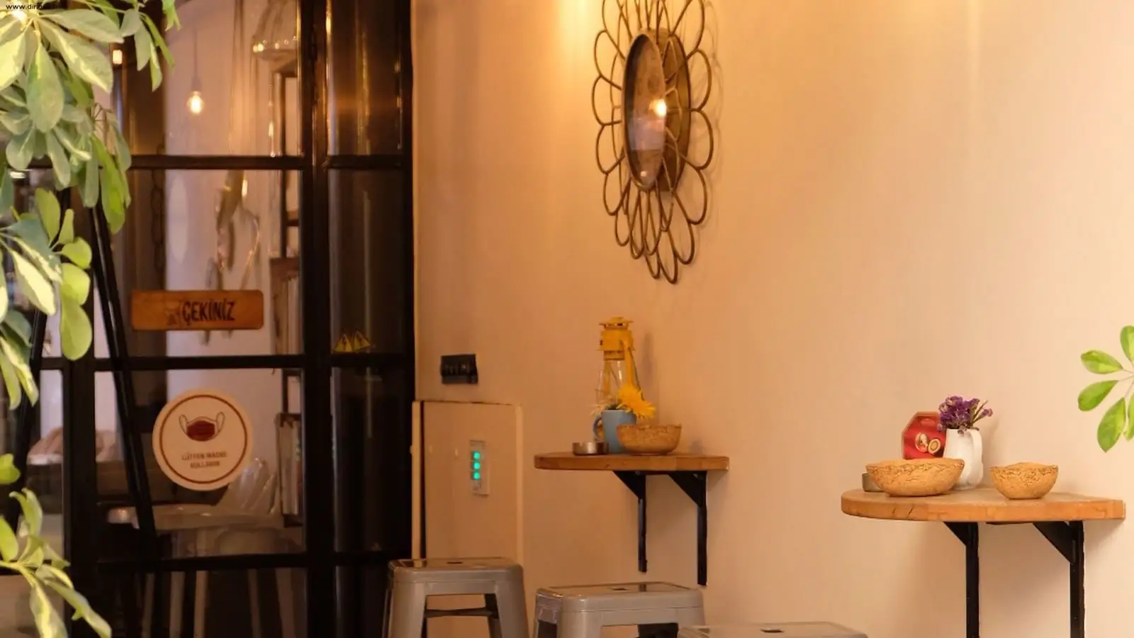 Kukunia Kafe Dekoru