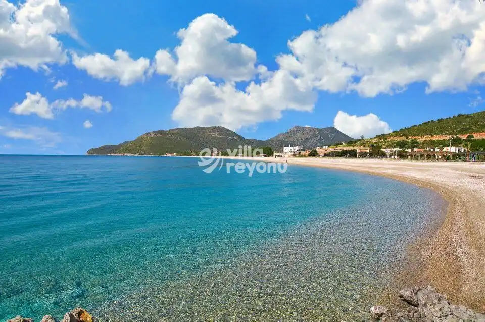 Palamutbükü Plajının Berrak Denizi