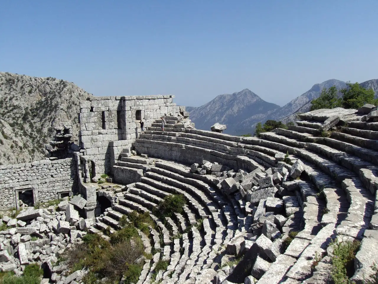 Telmessos Antik Tiyatrosu